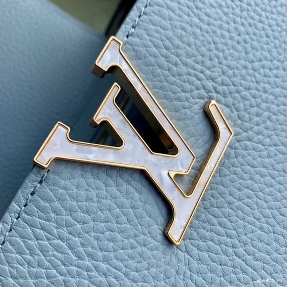 WIS CAPUCINES VUITTON LOUIS MM 1120